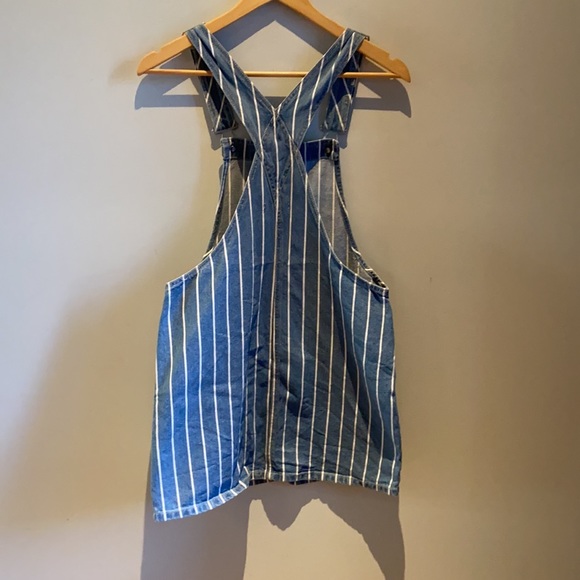 🌸 Dress - Picture 2 of 3